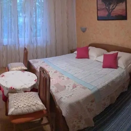 Apartment Fuer 2 Personen Ca 80 Qm In Rovinj, Istrien Istrische Riviera Rovinj